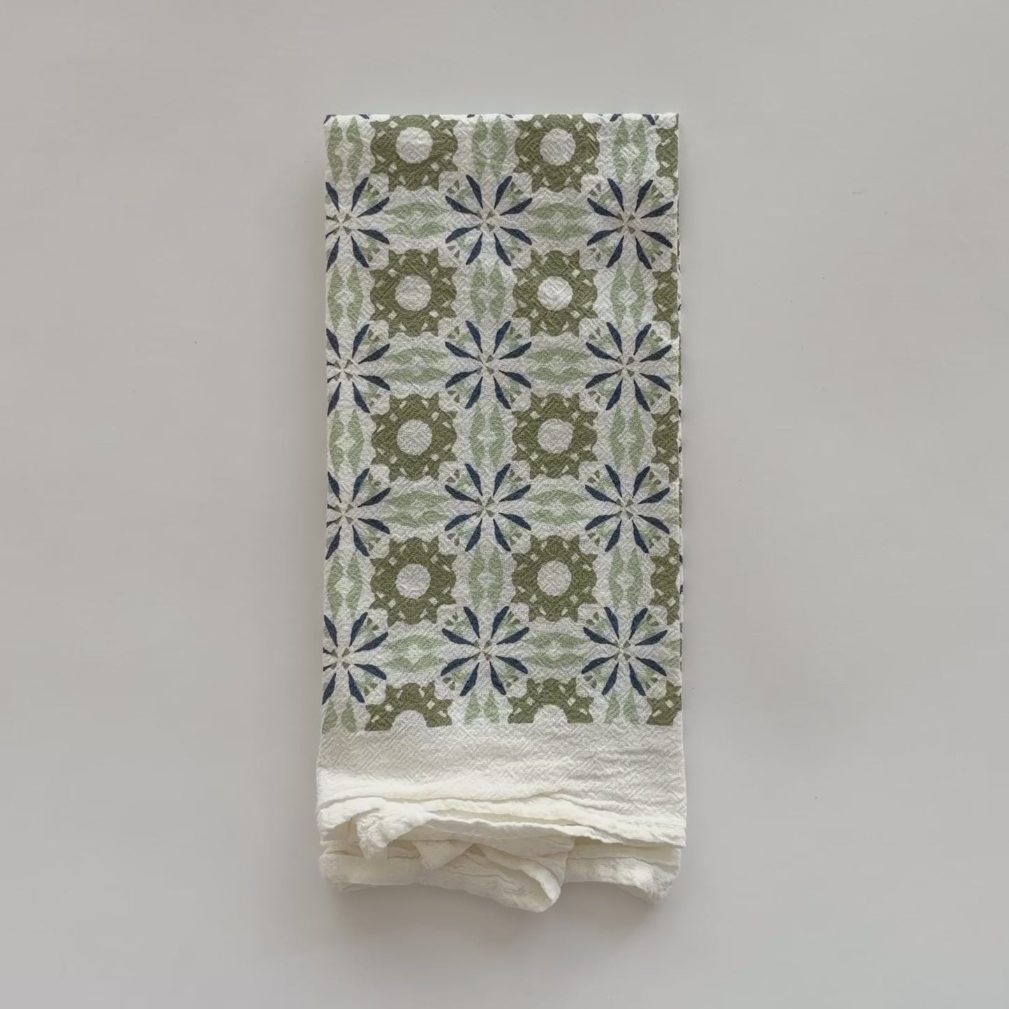 Short video showing both sides of our Moss Chicory design, printed on a eco-friendly cloth napkin, designed by Katie Forte of June & December