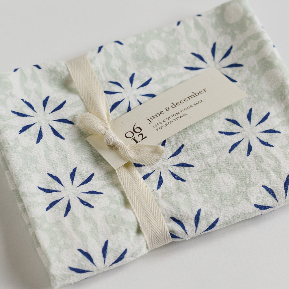 4 CHICKENS Flour Sack Decorative Tea Dish Towels Gift Kitchen Country –  JAMsCraftCloset