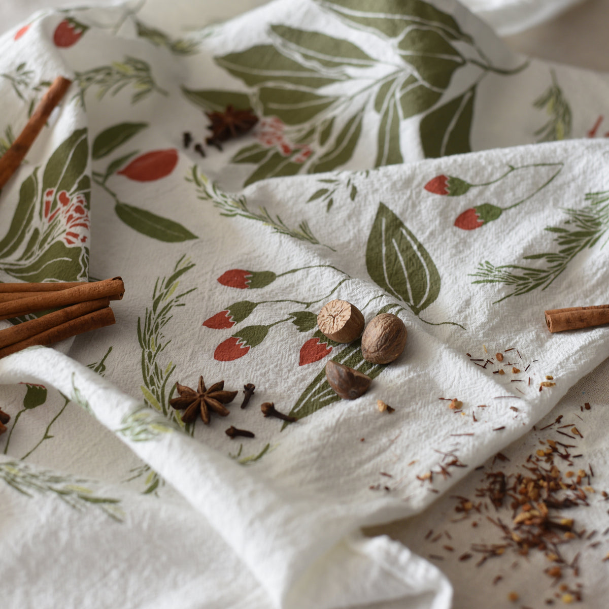 Festive Flavors Kitchen Tea Towel | Reusable Botanical Towel – June ...